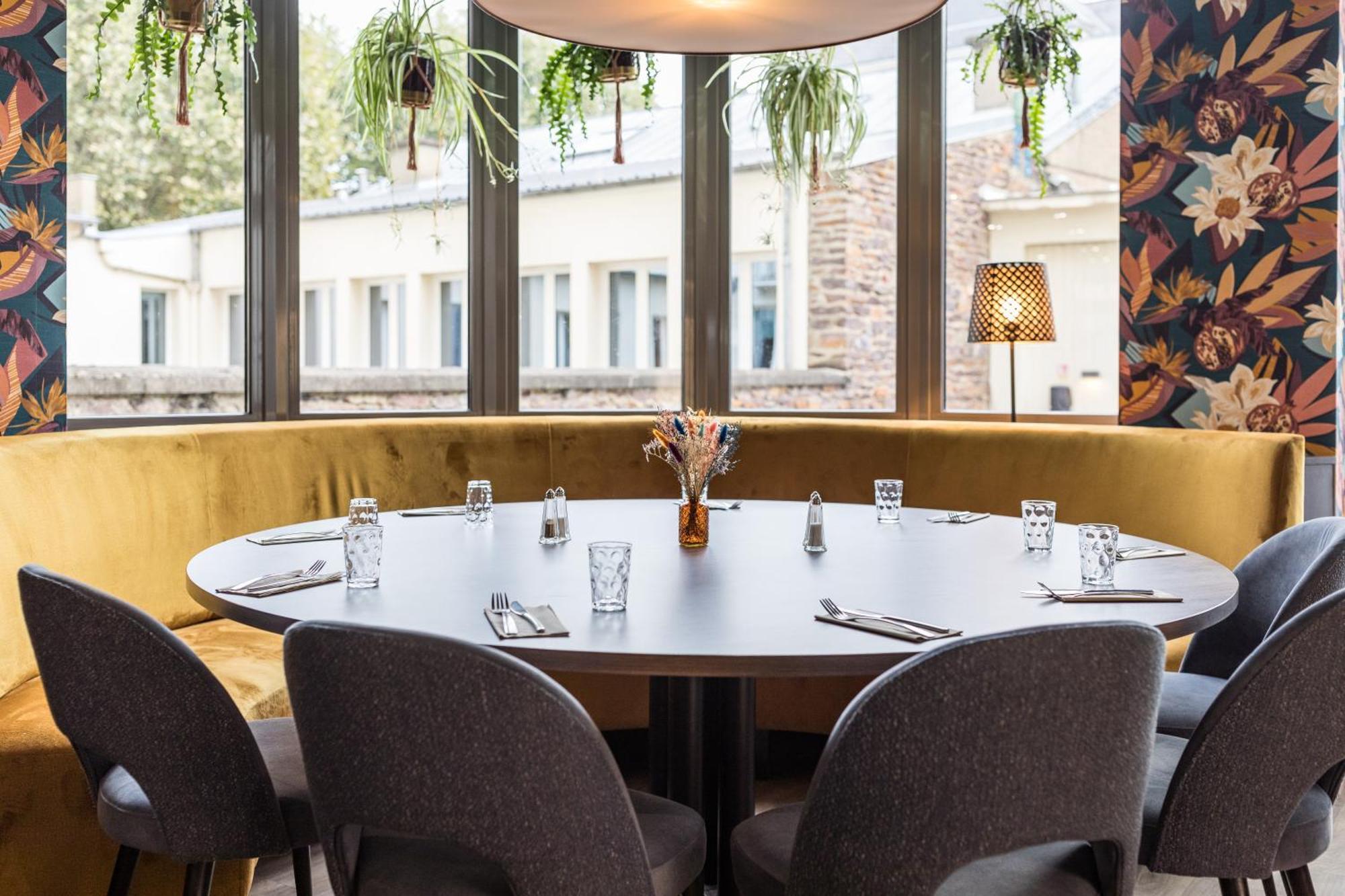 Hotel-Restaurant Le Victoria Rennes Zewnętrze zdjęcie